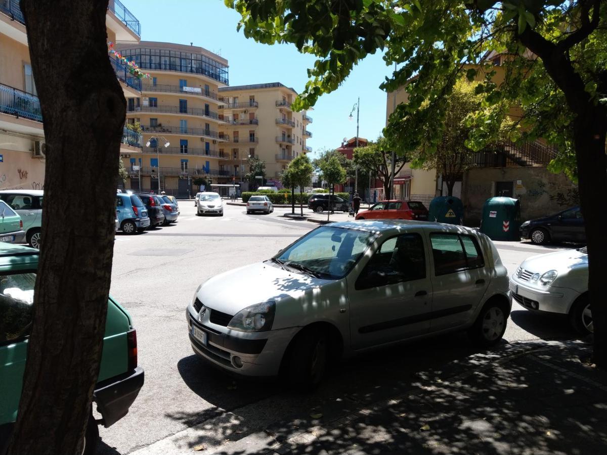 Appartamento Mercatello Salerno Exterior foto